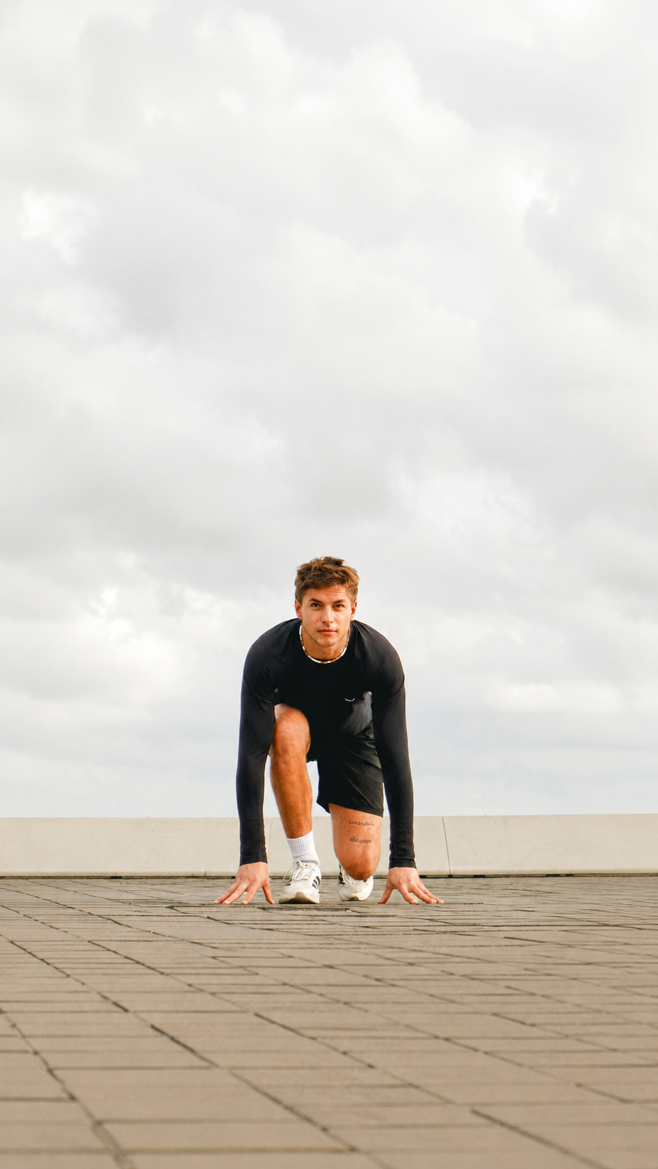Hombre preparado para salir a correr